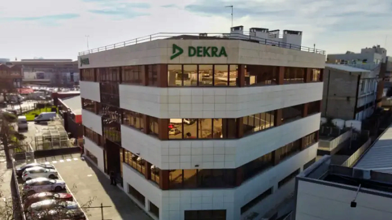 img-dekra-3-gr.png